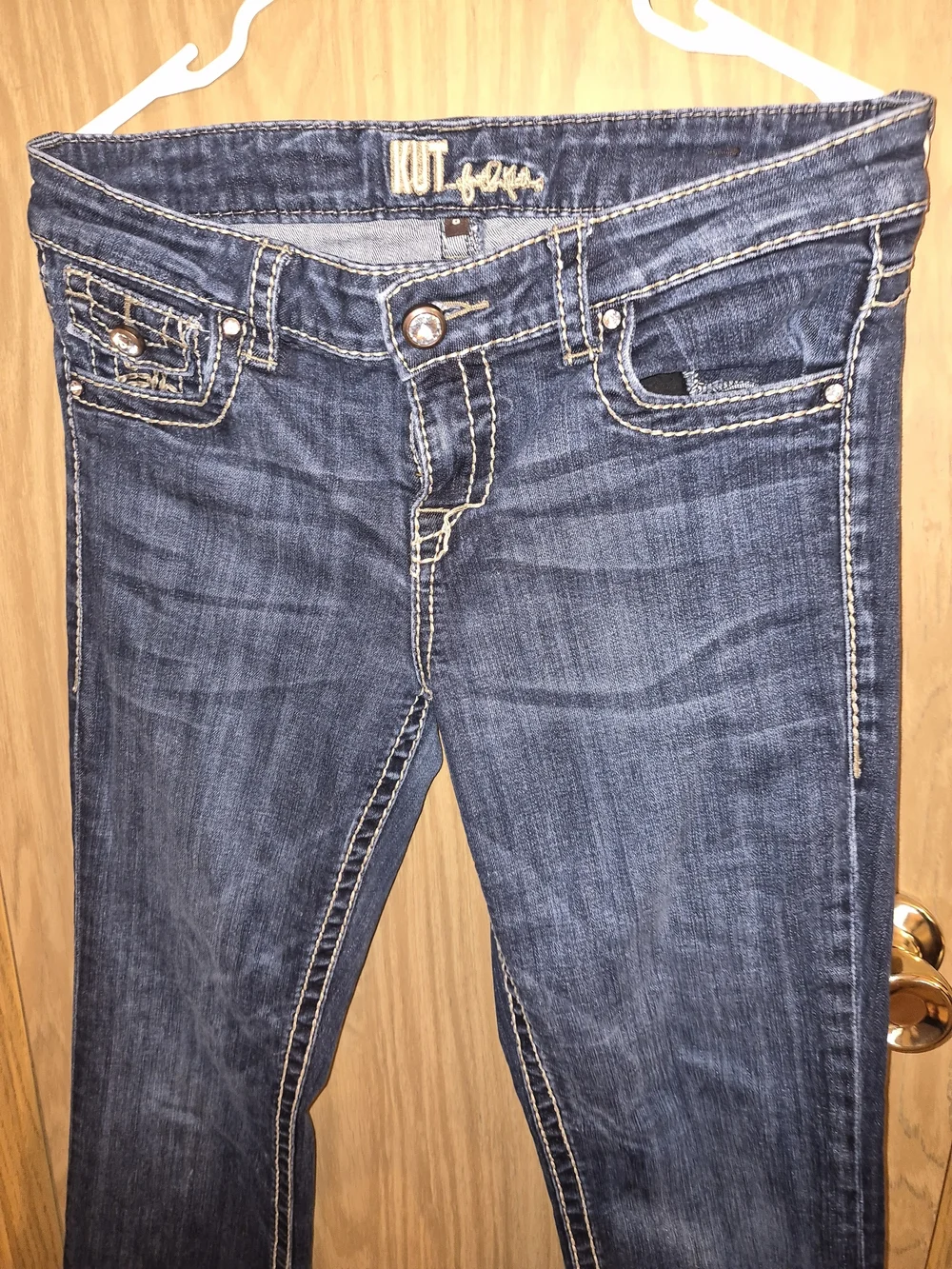Kut from the Kloth kut from